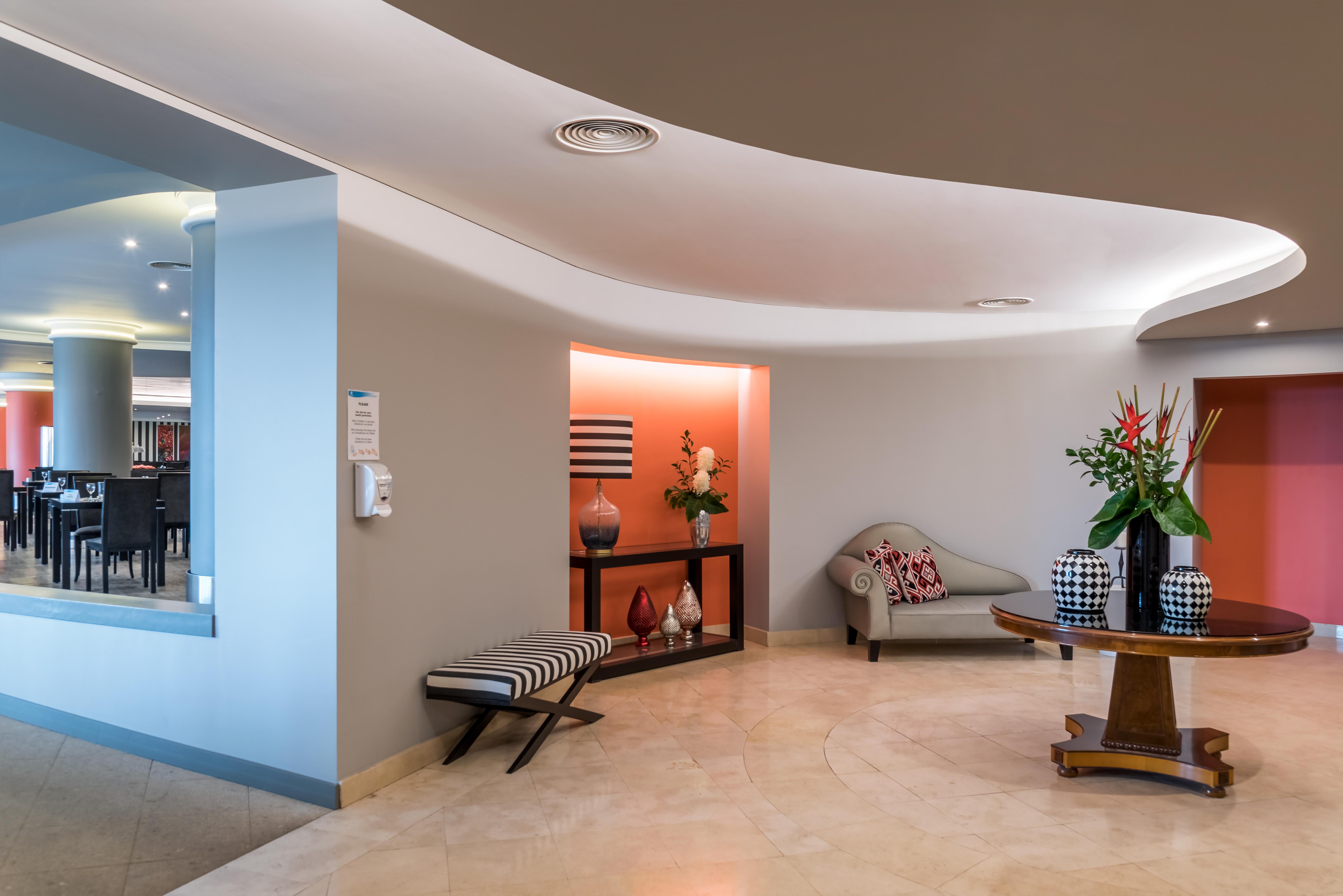 Enotel Lido Funchal  Buitenkant foto Interior of the hotel