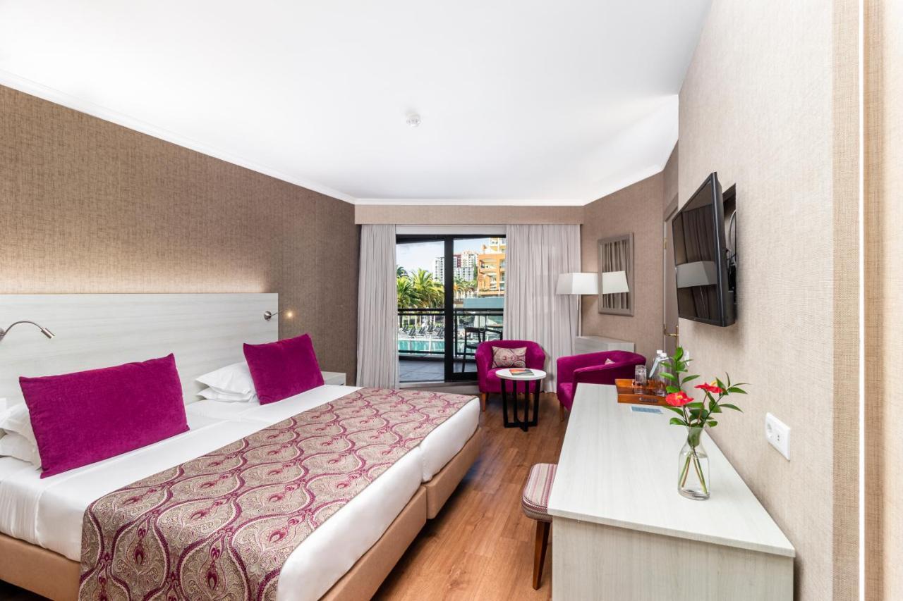 Enotel Lido Funchal  Buitenkant foto A room at the hotel